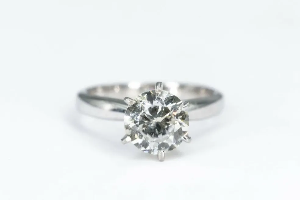 Solitaire diamant de 1,92 carats or blanc