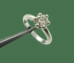 Solitaire diamant en or blanc