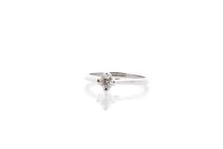 Solitaire diamant en or blanc