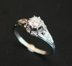 Solitaire diamant, monture or et platine
