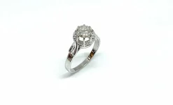 Solitaire en diamant sur monture or blanc et platine