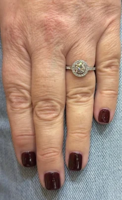 Solitaire en diamants sur or blanc 18 carats