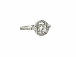 Solitaire en diamants sur or blanc 18 carats