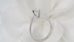 solitaire en or blanc et diamant 0,41 ct Certifié