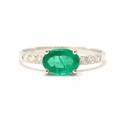 Solitaire émeraude diamants or blanc 18 carats