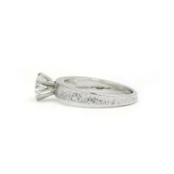 Solitaire or blanc diamant