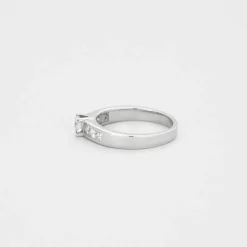 Solitaire or blanc diamant