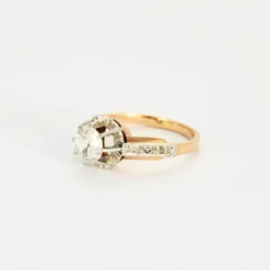 Solitaire or deux tons et diamants