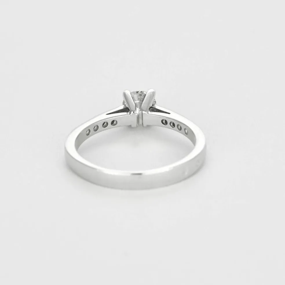 Solitaire or gris et diamants