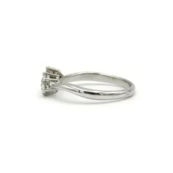 Solitaire platine et diamants