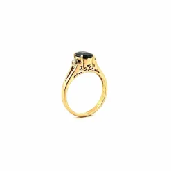 Solitaire saphir et diamants , or jaune 18 carats