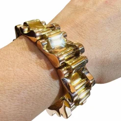 Superbe bracelet « tank » en or rose et or jaune 18 carats, vers 1940