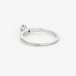 TIFFANY & CO. Bague solitaire diamant et platine