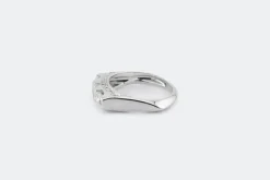Trilogie en or blanc et diamants