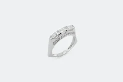 Trilogie en or blanc et diamants