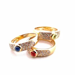Trio de bagues or jaune diamants pierres de couleur