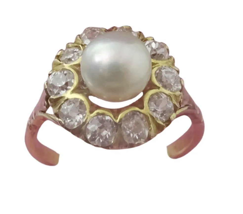 Vintage 14 karat Gold Cluster Ring, Pearl and old European cut Diamonds