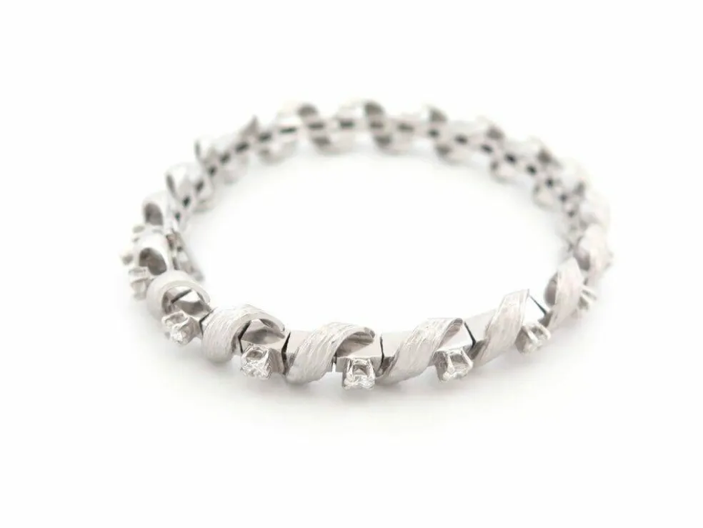 vintage bracelet art deco serti de 19 diamants 1.9ct en or blanc 18k 35gr