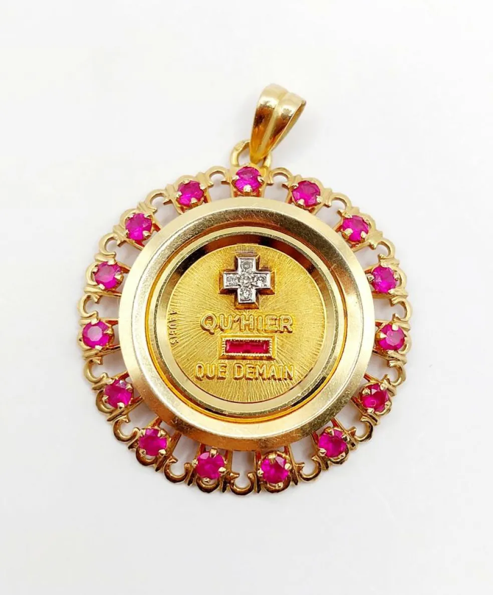 XXL Pendentif médaille d'amour Augis 33 mm or jaune diamant rubis hier demain